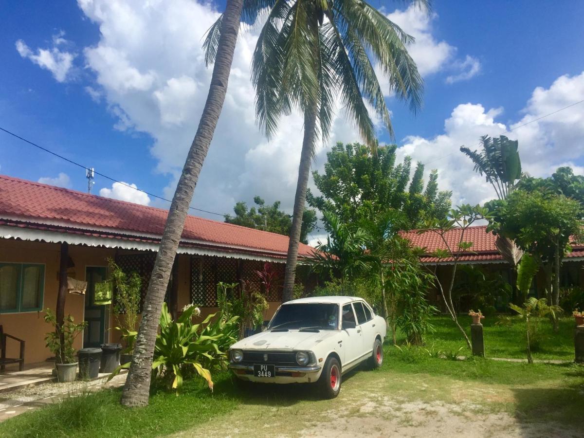 Soluna Guest House Пантай-Сенанг Экстерьер фото